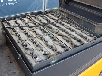 2002-still-r60-30-1444525-46723725