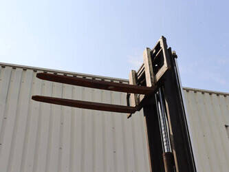 2011-yale-glp25vx-f2170-1444536-46724042