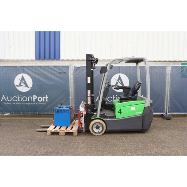 2011 سيساب B318-46724102