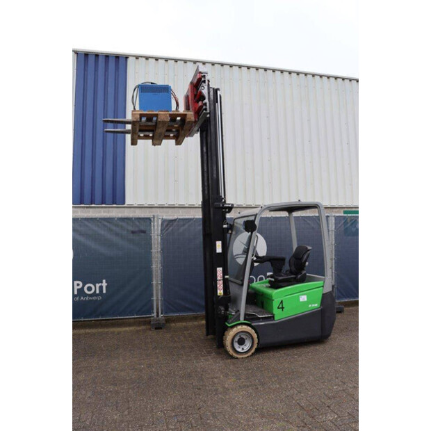 2011 سيساب B318-46724126