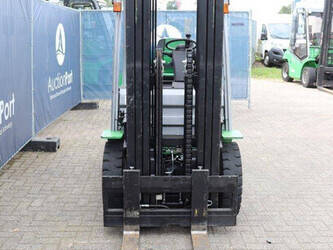 2018-cesab-m325g-1444544-46724215