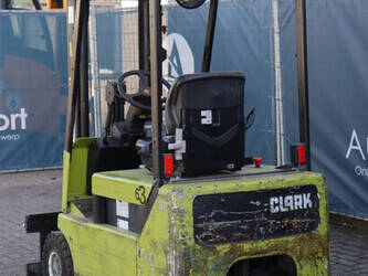 2001-clark-ctm-16-s-1444546-46724274