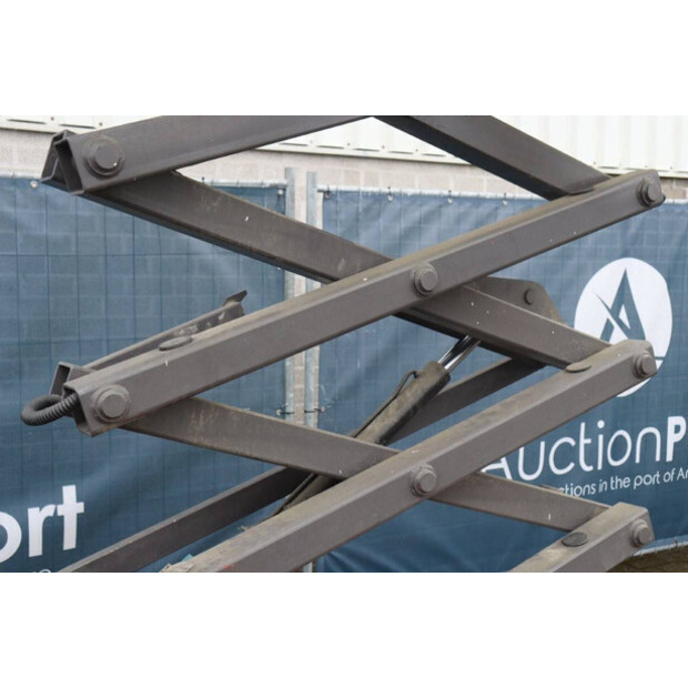 2003 مانيتو 78XE-46724384