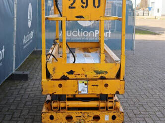 2012-haulotte-compact-8-1444550-46724398