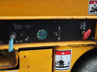 2012-haulotte-compact-8-1444550-46724404