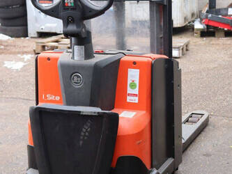 2015-bt-swe200d-1444551-46724419