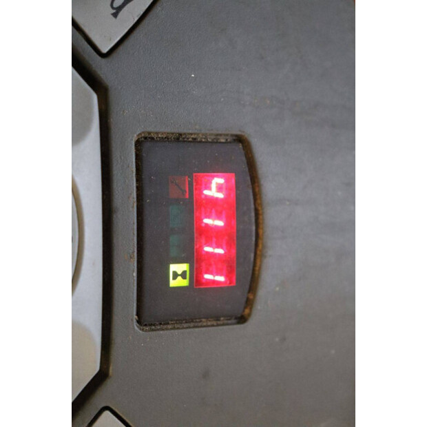 2015 بي تي SWE200D-46724443