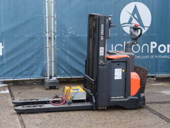 Image de EMPILEUR POUR PALETTES 2015 BT SWE200D