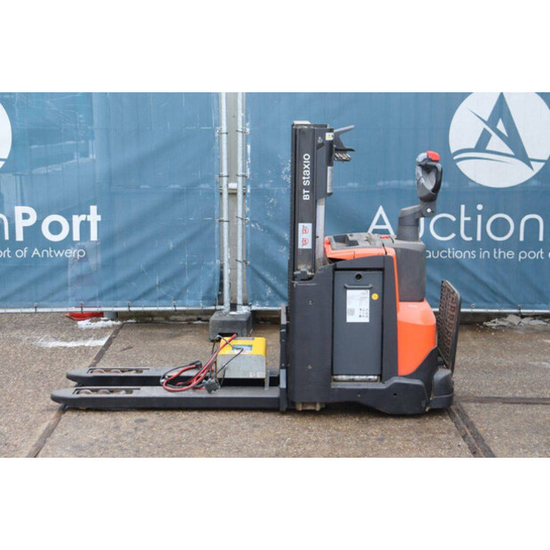 2015 بي تي SWE200D-46724481