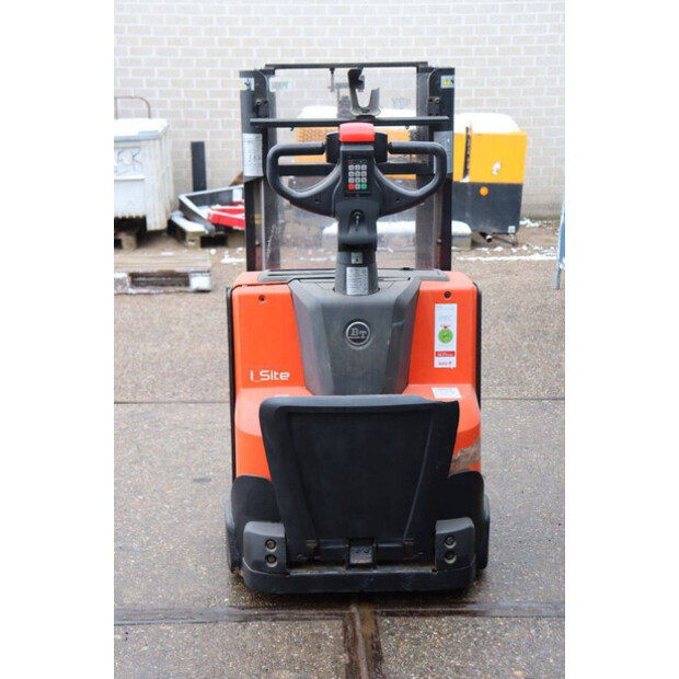 2015 بي تي SWE200D-46724484