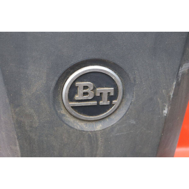 2015 بي تي SWE200D-46724497