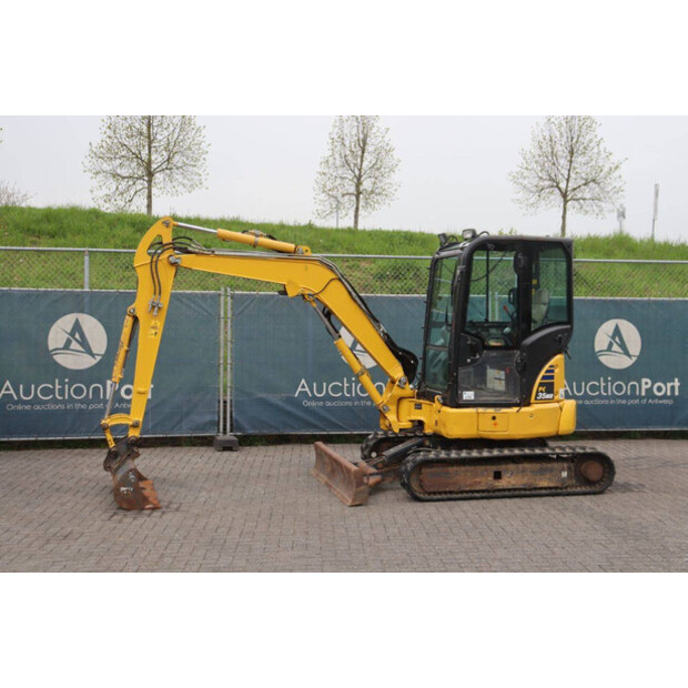 2018 كوماتسو PC35MR-5-46724622