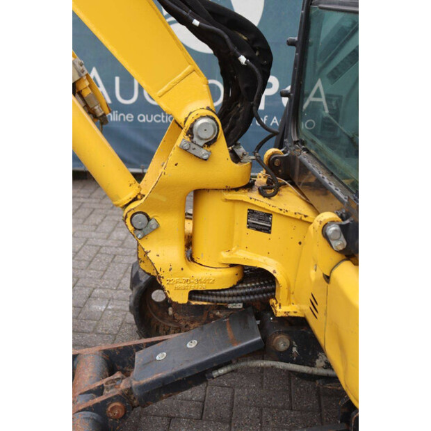 2018 كوماتسو PC35MR-5-46724638