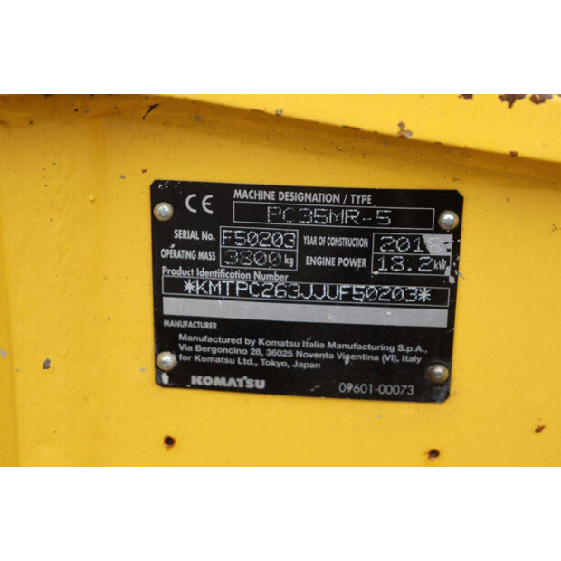 2018 كوماتسو PC35MR-5-46724639