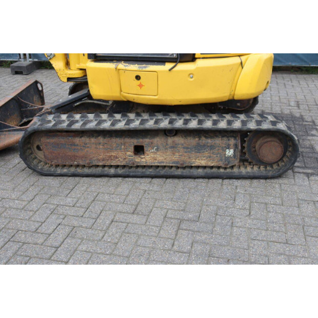 2018 كوماتسو PC35MR-5-46724641