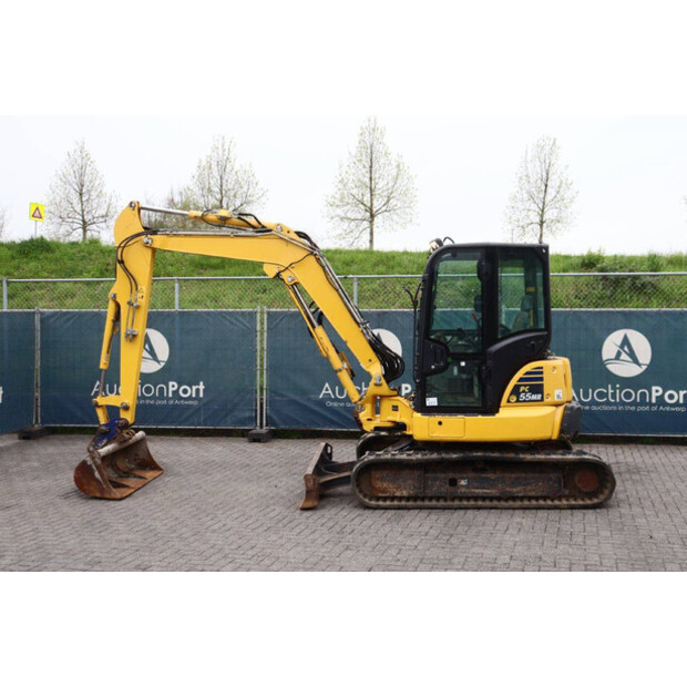 2018 كوماتسو PC55MR-5M0-46724664