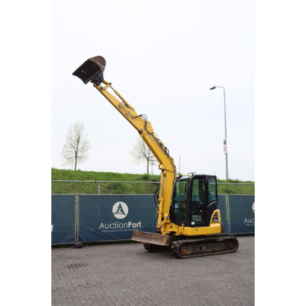 2018 كوماتسو PC55MR-5M0-46724698