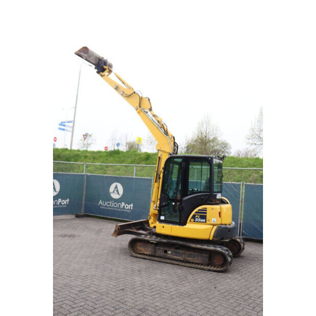 2018 كوماتسو PC55MR-5M0-46724700