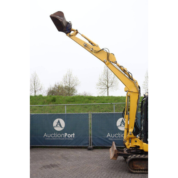 2018 كوماتسو PC55MR-5M0-46724701