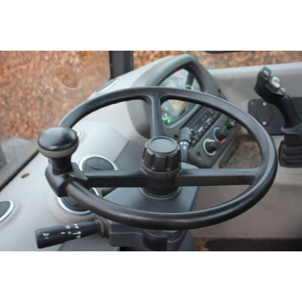 2017 CASE 121F-46724941