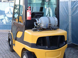 2013-yale-glp30vx-1444572-46725064