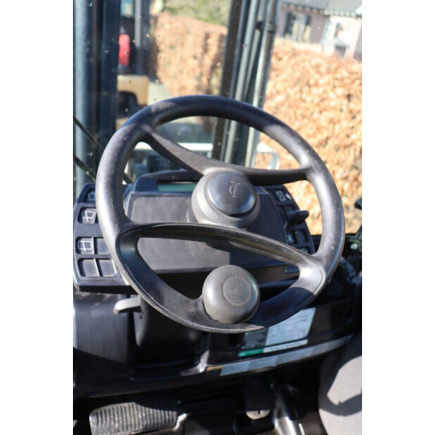 2014 يال GLP16VX-46725150