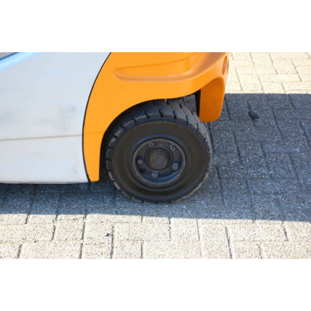 2011 Still RX 20-16 P-46725262