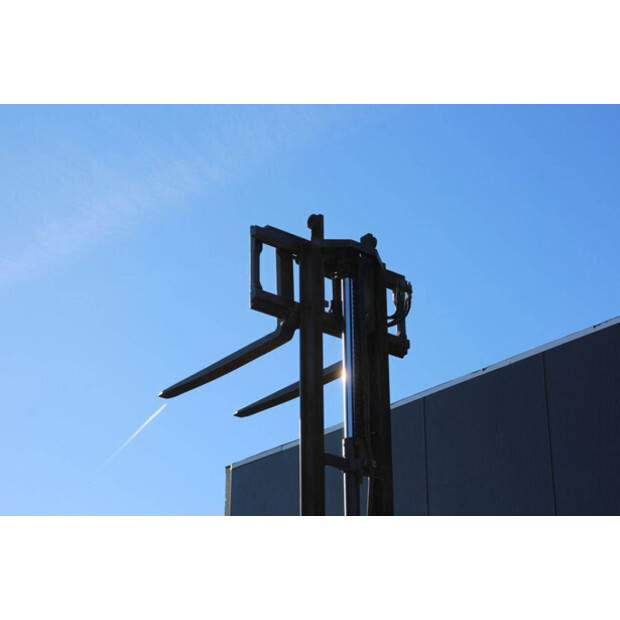 2011 Still RX 20-16 P-46725274