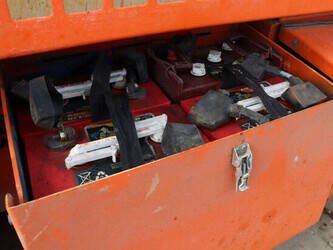 2002-jlg-4069le-1444585-46725497