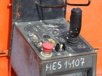 2002-jlg-4069le-1444585-46725503