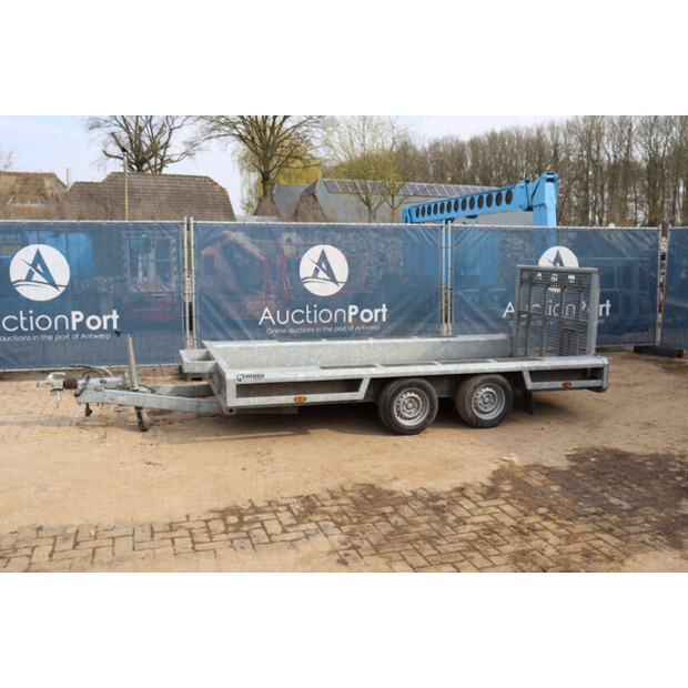 2020 Henra MT35-46725568