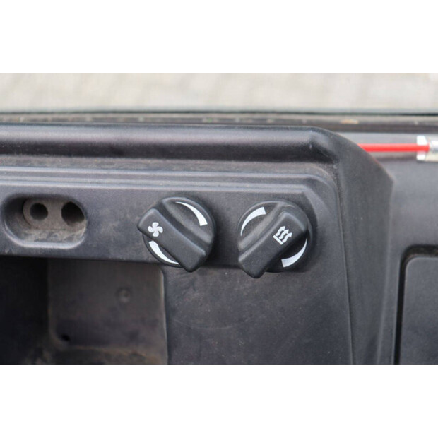 2019 Still RX60-25-46725806