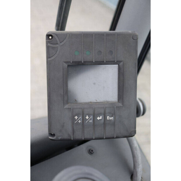 2019 Still RX60-25-46725807