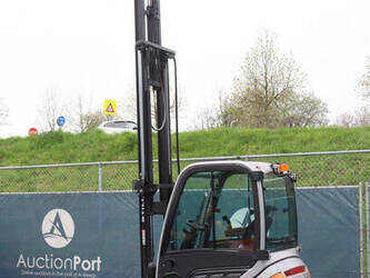 2006-still-rx60-20-1444597-46725843