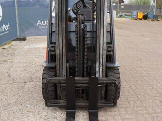 2010-toyota-7fbmf25-1444601-46725961