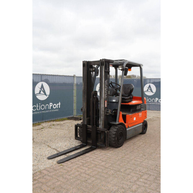 2010 Toyota 7FBMF25-46725962