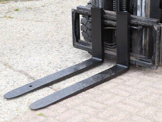 2010-toyota-7fbmf25-1444601-46725963