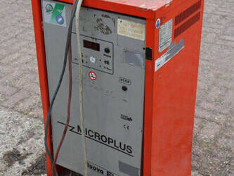 2010-toyota-7fbmf25-1444601-46725991