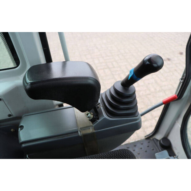 2019 TAKEUCHI TB216-46726098