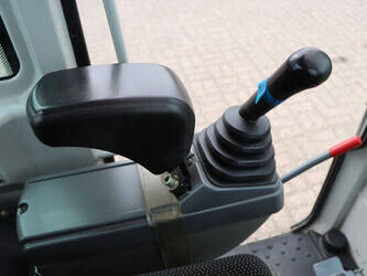 2019-takeuchi-tb216-1444604-46726098