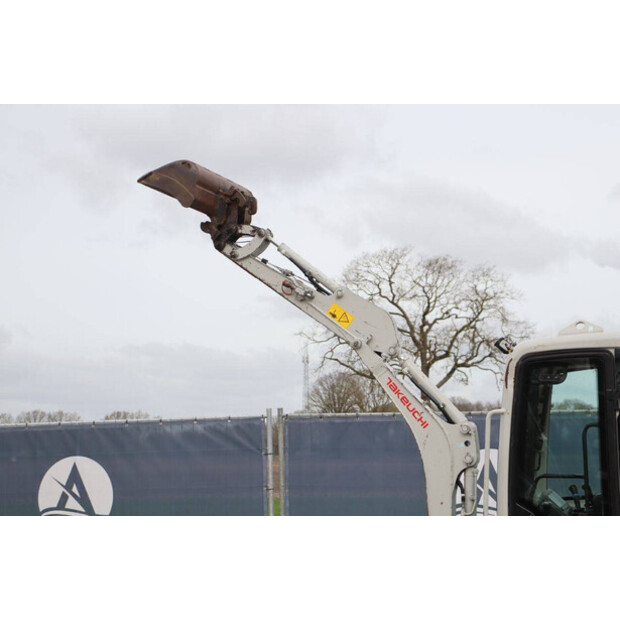 2019 TAKEUCHI TB216-46726107