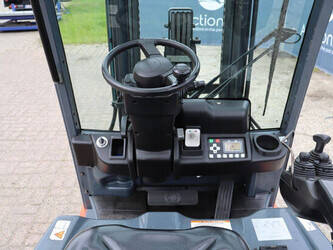 2018-toyota-8fbe16t-1444605-46726128