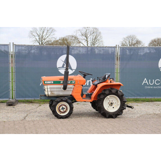KUBOTA B1402-M-46726171