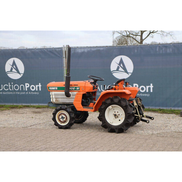 KUBOTA B1402-M-46726173