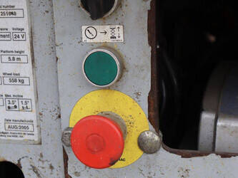 2005-skyjack-sjiii-3219-1444610-46726273