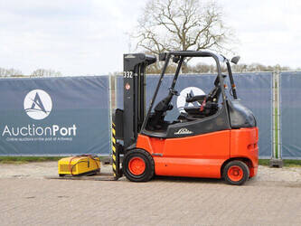 2005-linde-e30-03-600-1444612-46726305