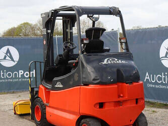 2005-linde-e30-03-600-1444612-46726306