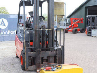 2005-linde-e30-03-600-1444612-46726309