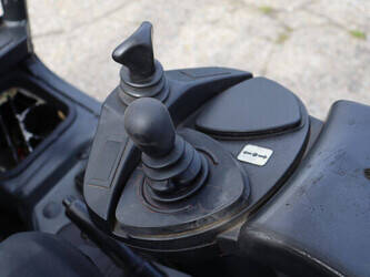 2005-linde-e30-03-600-1444612-46726330