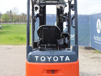 2021-toyota-8fbe18t-1444614-46726383